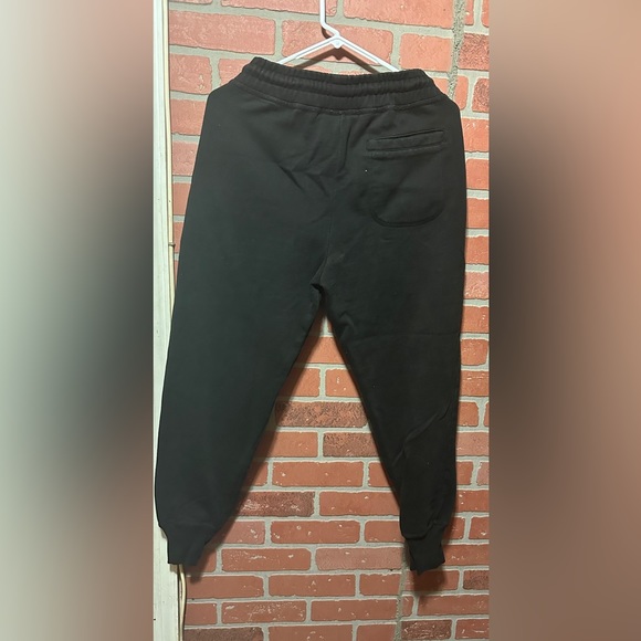 Urban outfitters sweats - Picture 2 of 3